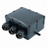Коробка распределительная водонепрониц. S-4 вых. с 4-кон. коннектором 450В 163.1*151.6*59.4 LD553 50555