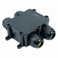 Коробка распределительная водонепрониц. H-4 вых. с 4-кон. коннектором 450В 114.4*106.7*35.3 LD552 50554